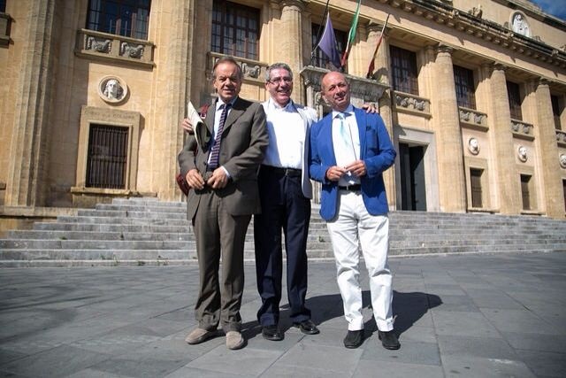 coglitore, scurria, parisi