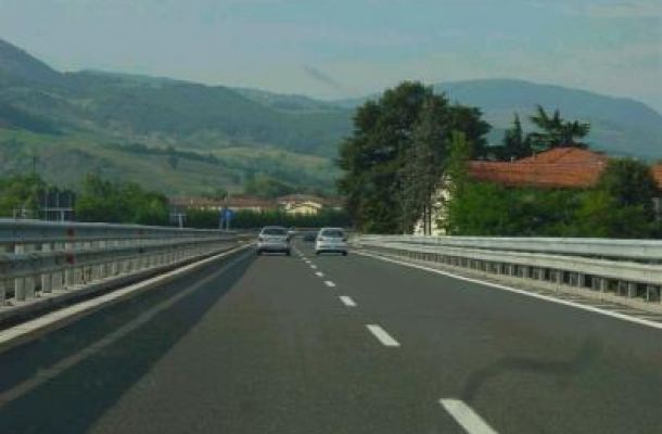 Autostrada Messina Catania Scerbatura Su Tutta La Tratta Fino Al 10 