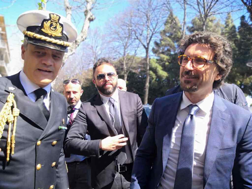 ministro TONINELLI