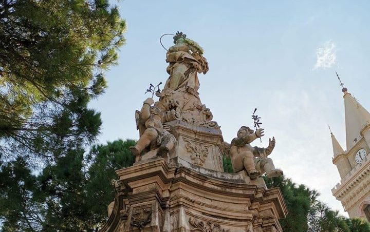 Messina. Immacolata di marmo