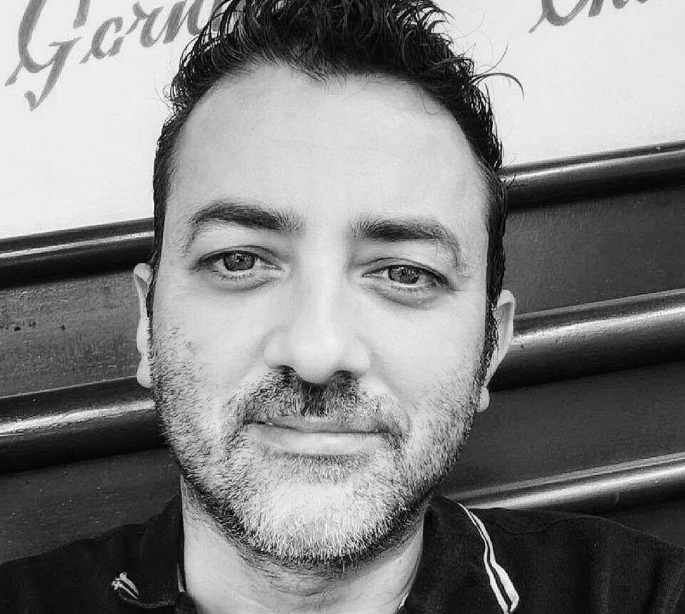 lo scrittore Luigi La Rosa