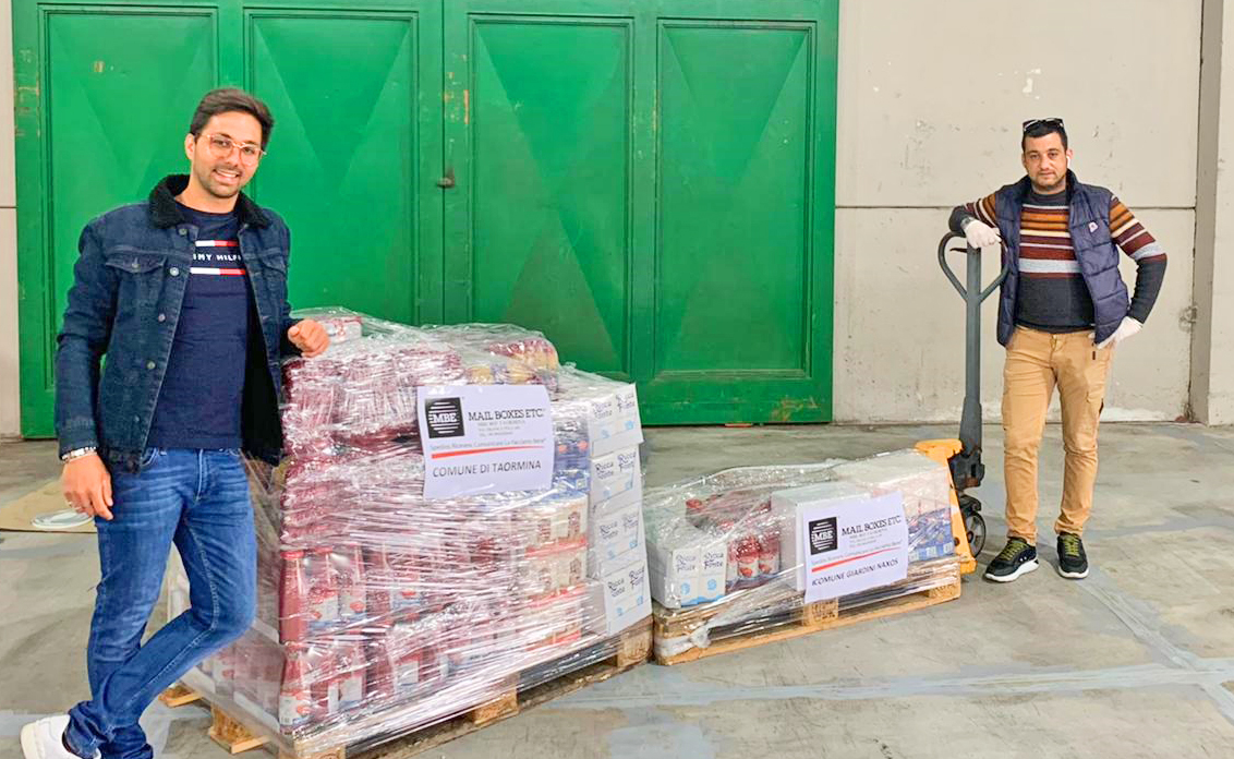 Covid 19 Due Imprenditori Donano Alimenti A 150 Famiglie Di Taormina E 