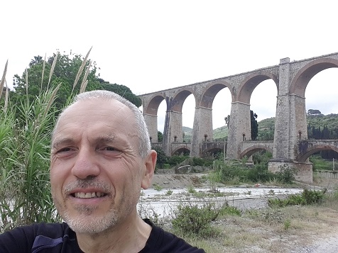 Preti (sempre) di corsa - l'autore Pasquale Castrilli