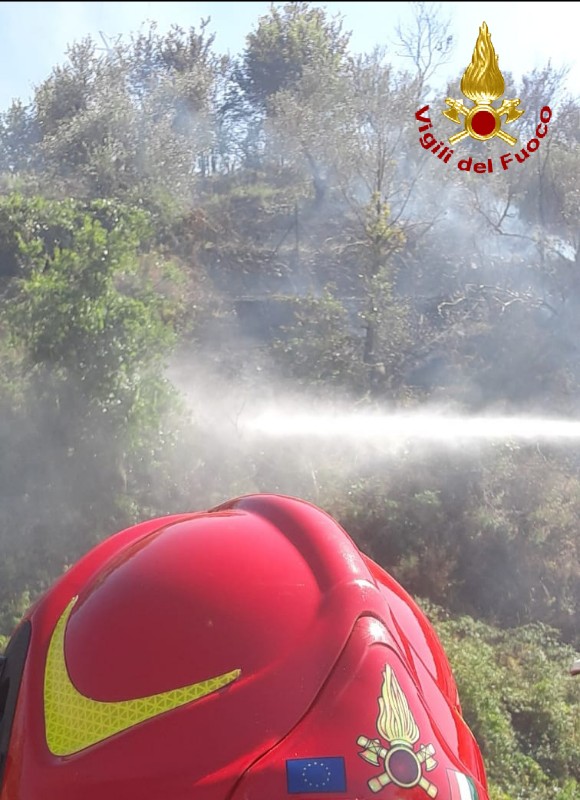 Incendio ;Larderia Vigili del Fuoco di Messina