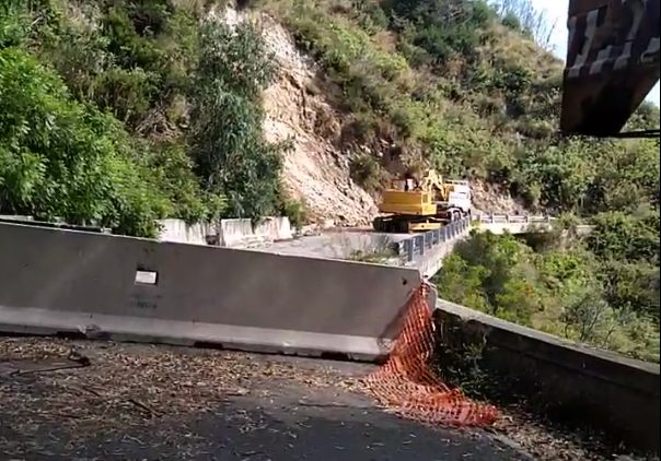lavori strada san michele portella