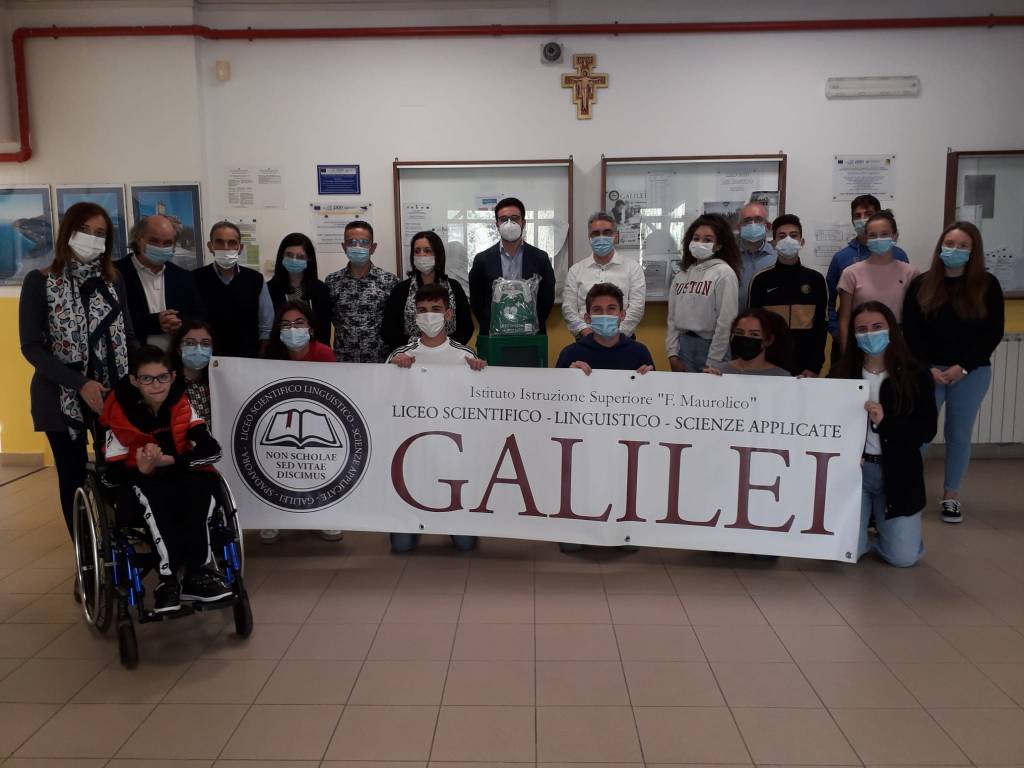 Defibrillatore liceo spadafora