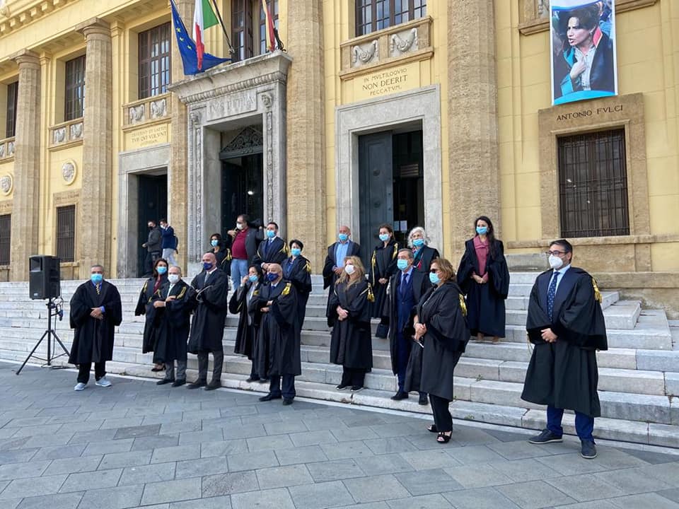 avvocati Messina ricordano Ebru Timtik