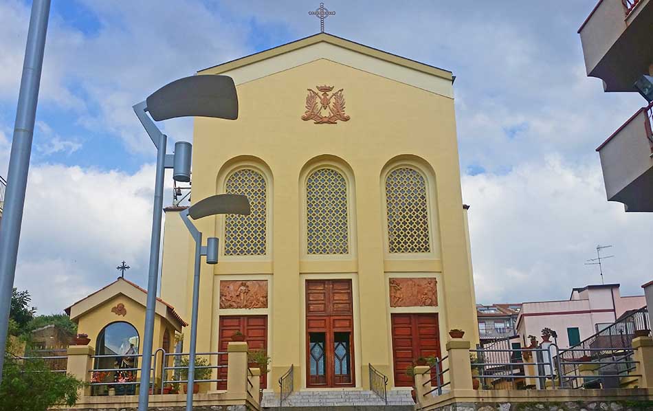 Covid, chiusi chiesa a S. Teresa e municipio a Casalvecchio. Secondo