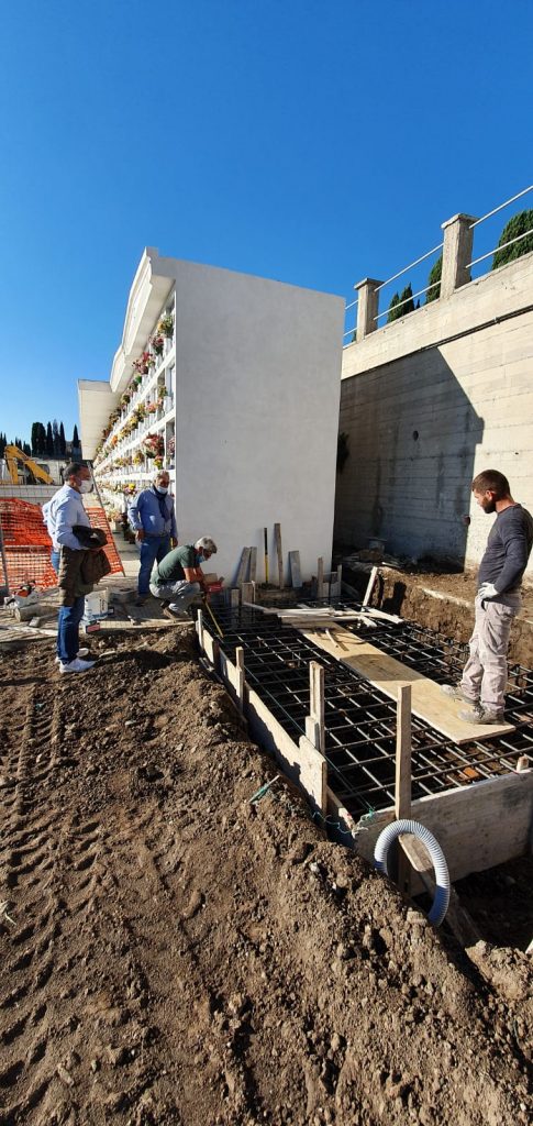cimitero milazzo loculi