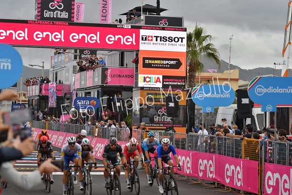 arrivo Giro a Villafranca