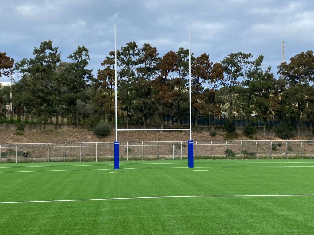 pali del campo da rugby sperone