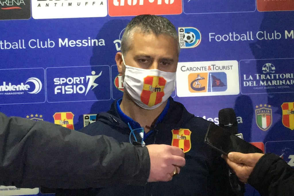 L'allenatore Fc Messina Costantino risponde alle domande al termine della partita
