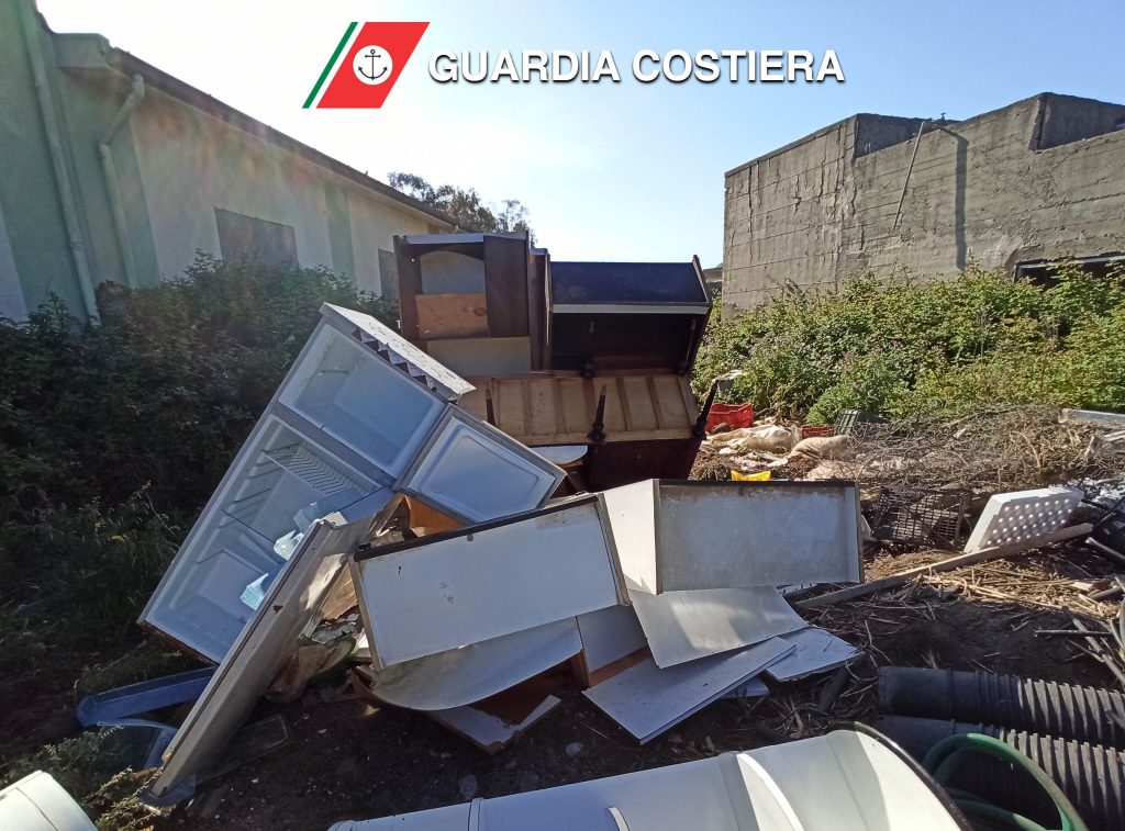 discarica pressi Torrente Mela sequestro guardia costiera milazzo