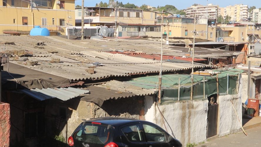 La signora Santina morta in baracca in attesa della casa