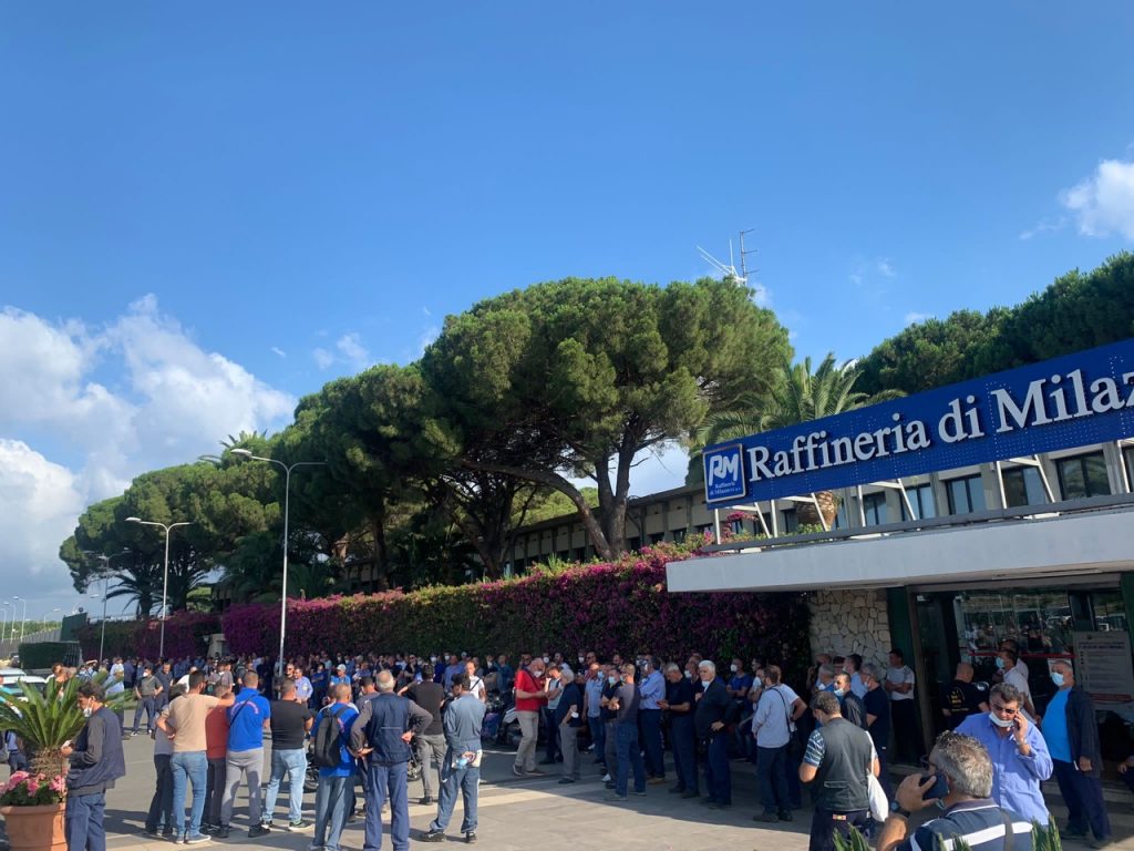 assemblea lavoratori raffineria milazzo