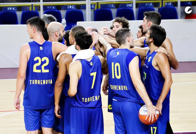 Impegno pre campionato per Orlandina basket, squadra di A2, e Fidelia Torrenova che milita in B. In C Gold invece altro acquisto per la Basket School Messina