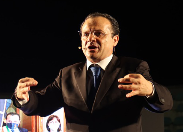 Cateno De Luca si candida alla presidenza della Regione Sicilia