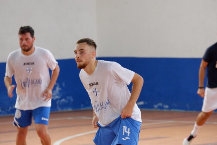 In attesa dell'esordio nel campionato di serie b di calcio a 5 la Pgs Luce Messina si allena, le parole di Molina dopo l'amichevole