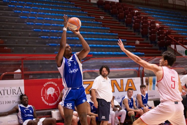 Vittoria dei paladini in supercoppa, l'Orlandina Basket espugna Pistoia