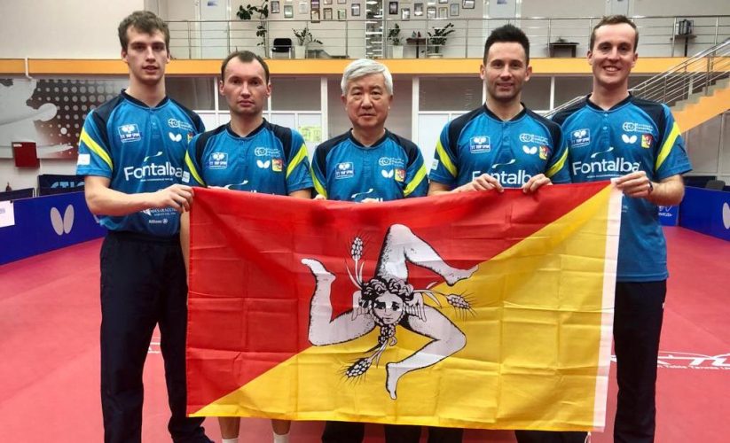 top spin messina con la bandiera di Messina impegnata in Europa