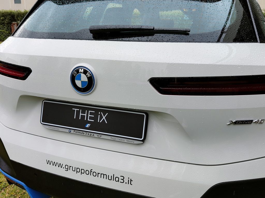 BMW iX Formula 3
