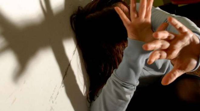 Foto repertorio violenza di genere