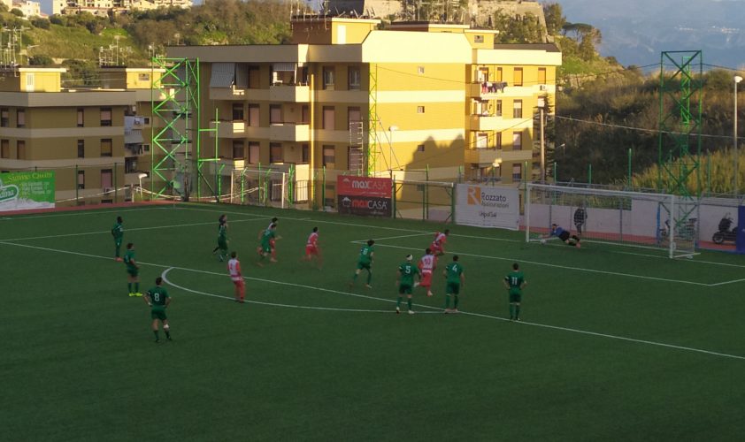 Il rigore di Salerno, l'attaccante che deciderà le sorti del Gescal contro la Castelluccese