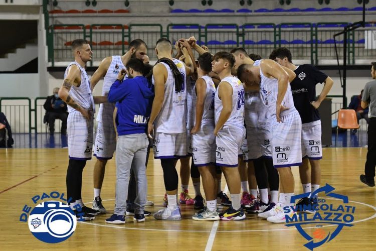 Svincolati Milazzo doppiano l'Orlandina Lab, Castanea vince in trasferta a Reggio Calabria. Mercoledì Nuova Pallacanestro e Fortitudo, in C femminile Rescifina batte Unime