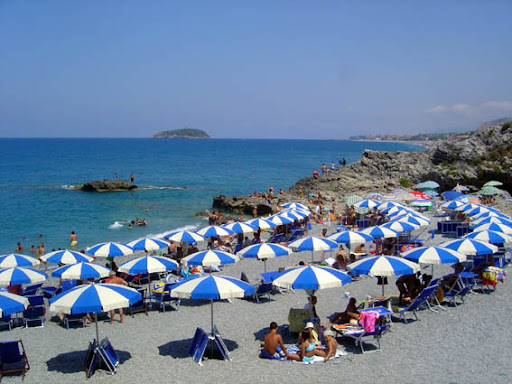 Uno dei tanti stabilimenti balneari calabresi