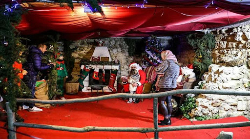 Natale in Sicilia, villaggio degli elfi a Calatafimi Segesta