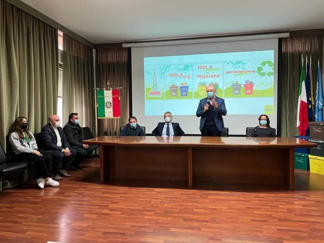 milazzo e majorana isola ecologica raccolta differenziata