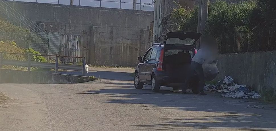 milazzo fototrappola rifiuti