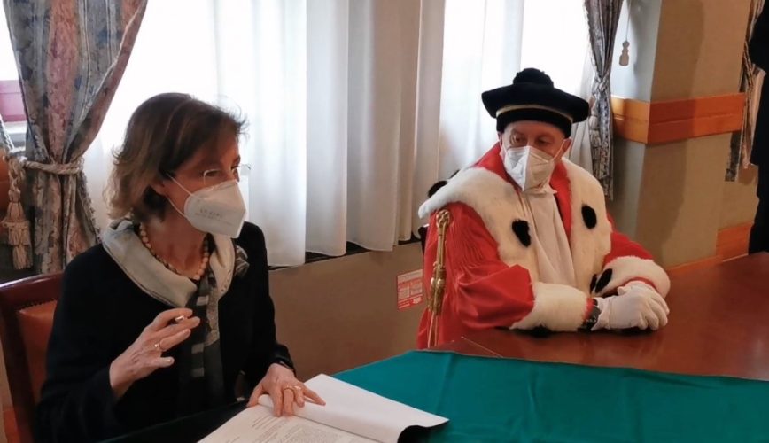 Marta Cartabia e Gerardo Dominijanni alla firma del protocollo per il nuovo Tribunale RC (22.1.2022)