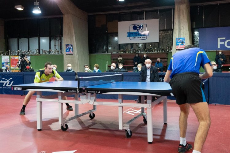 Rech Daldosso della Top Spin Messina attende il servizio dell'avversario