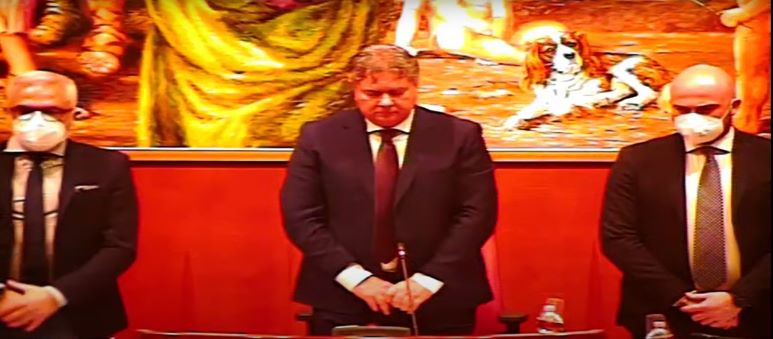 Consiglio regionale 28.2.2022, un minuto di silenzio iniziale per le vittime in Ucraina