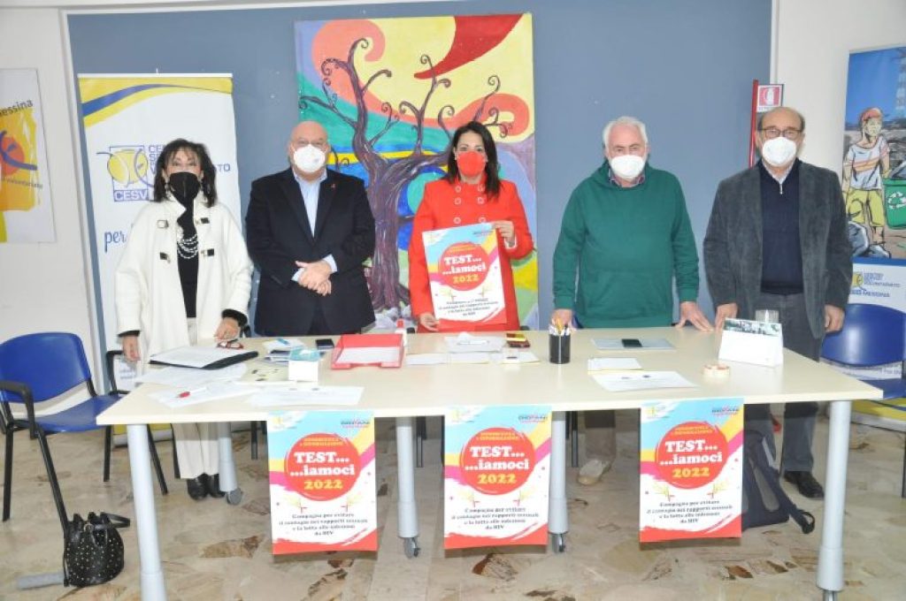 Messina TestiAMOci La Campagna Di Informazione Sull Hiv Nelle 