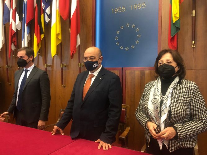 Santoro "Infezione troppo ampia, salvare Messina dalla cancrena" VIDEO