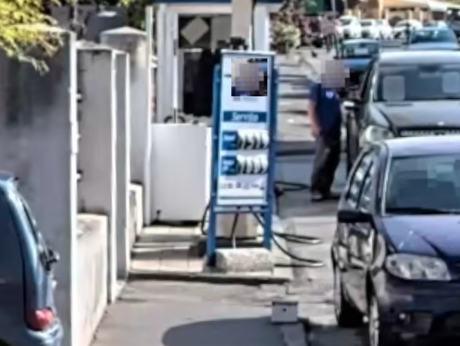 Distributori di benzina