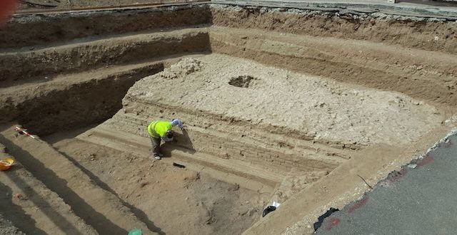 Gli scavi in piazza Garibaldi a Reggio Calabria
