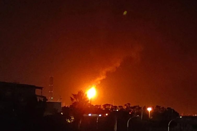 raffineria milazzo fiamme