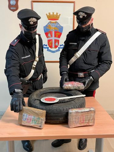 Arresto per cocaina in auto da parte dei Carabinieri