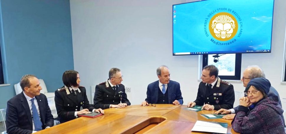 Convenzione "Mediterranea" - Carabinieri forestali per lo studio della cannabis a scopo terapeutico