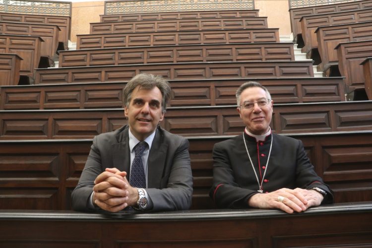 Il rettore Salvatore Cuzzocrea e Cesare Di Pietro, Vescovo Ausiliare dell’Arcidiocesi di Messina