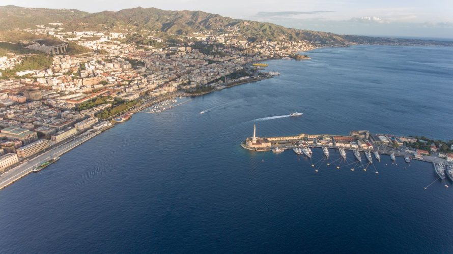 Messina, cortina del porto e zona falcata
