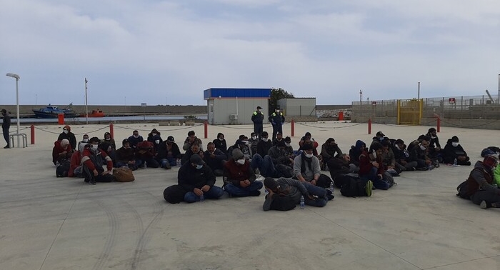 Migranti a Roccella Jonica