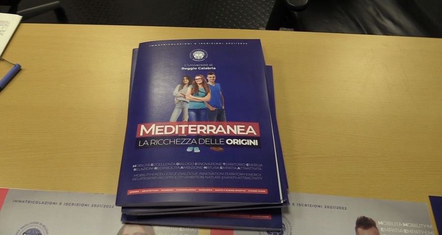 Logo e slogan della 'Mediterranea'