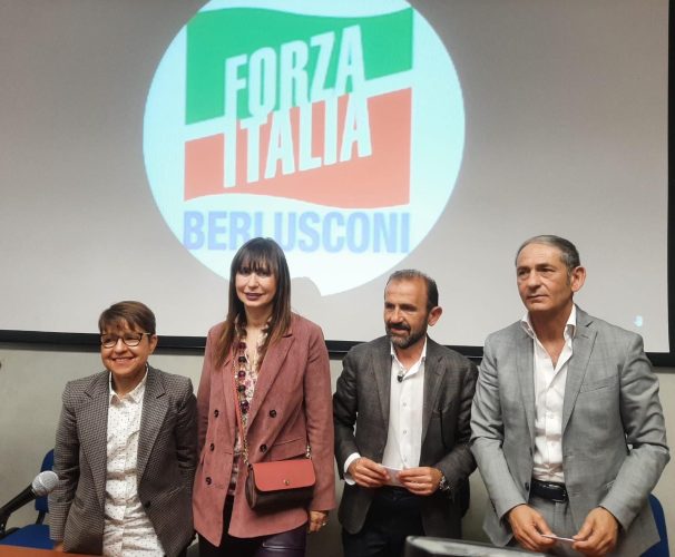 Bernardette Grasso con Papatheu, Croce e Calderone