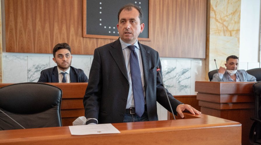 Un'immagine del Consiglio metropolitano del 20.5.2022