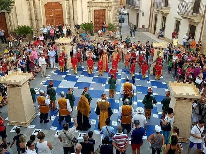 rometta scacchi viventi saraceni bizantini