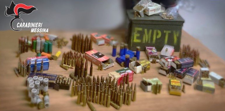 arsenale sequestro Cc Giardini Naxos